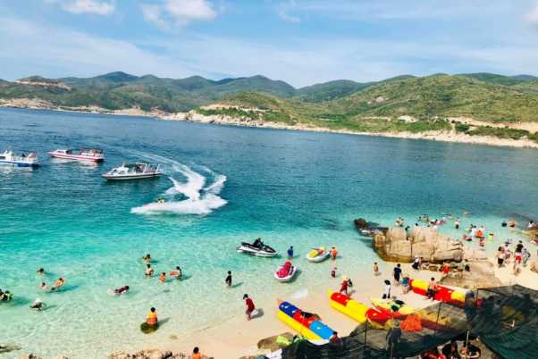 Tour 1 ngày khám phá Vịnh Vĩnh Hy - Khởi hành từ Nha Trang